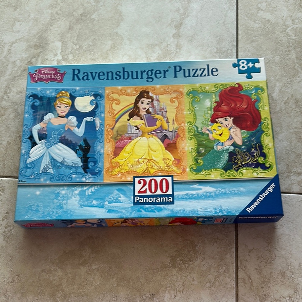 Ravensburger Disney Princess Puzzle - 200 Piece Panorama - Blue